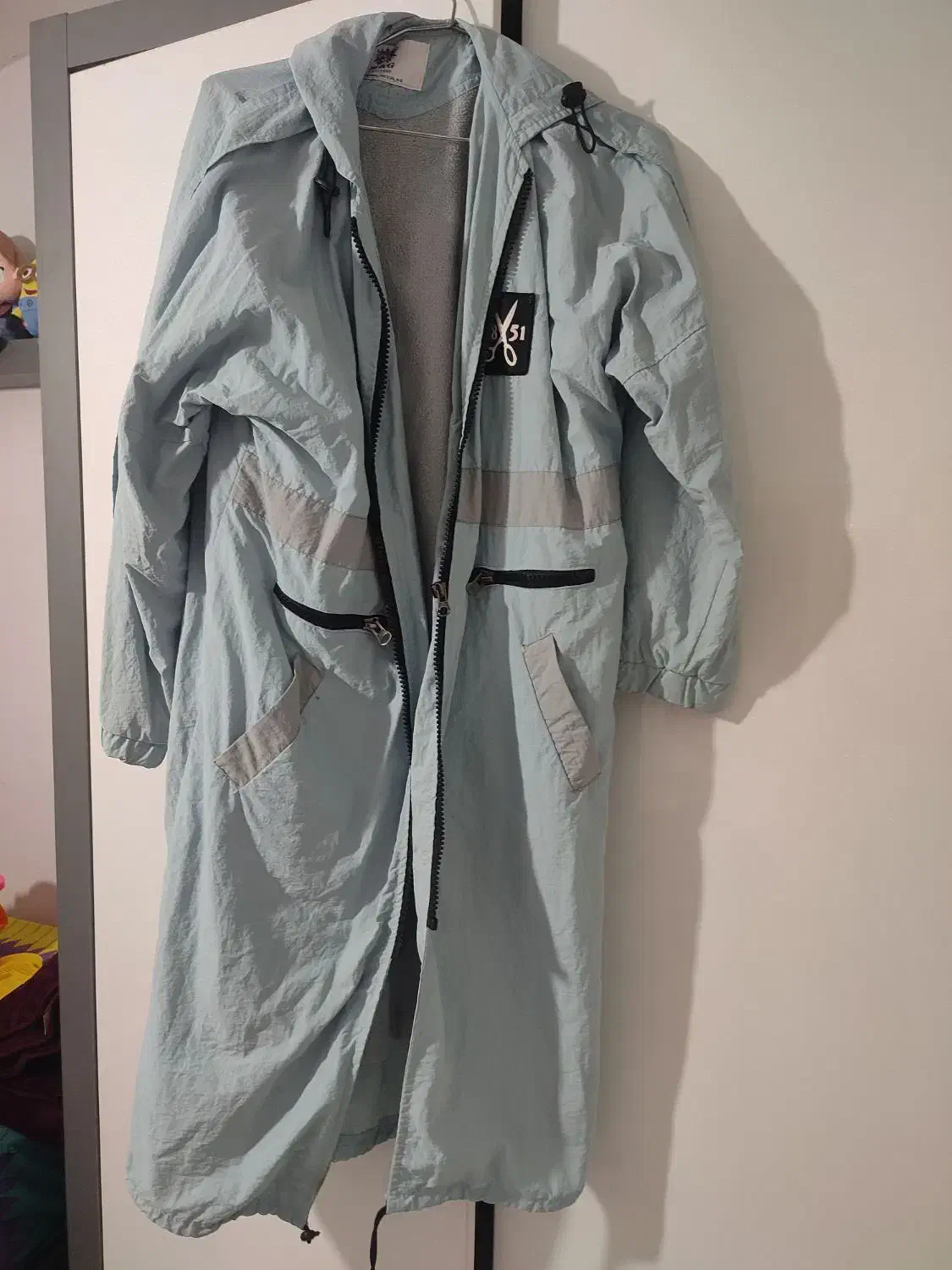 بارونی خارجی|لباس|ساری, |دیوار