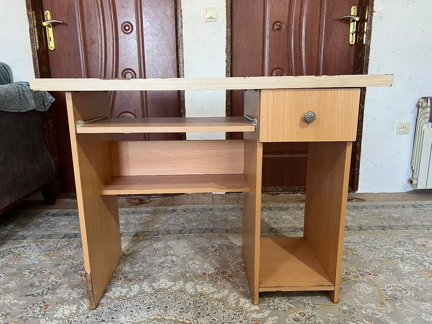 میزکامپیوتر باقیمت مناسب|میز تحریر و کامپیوتر|اردبیل, |دیوار