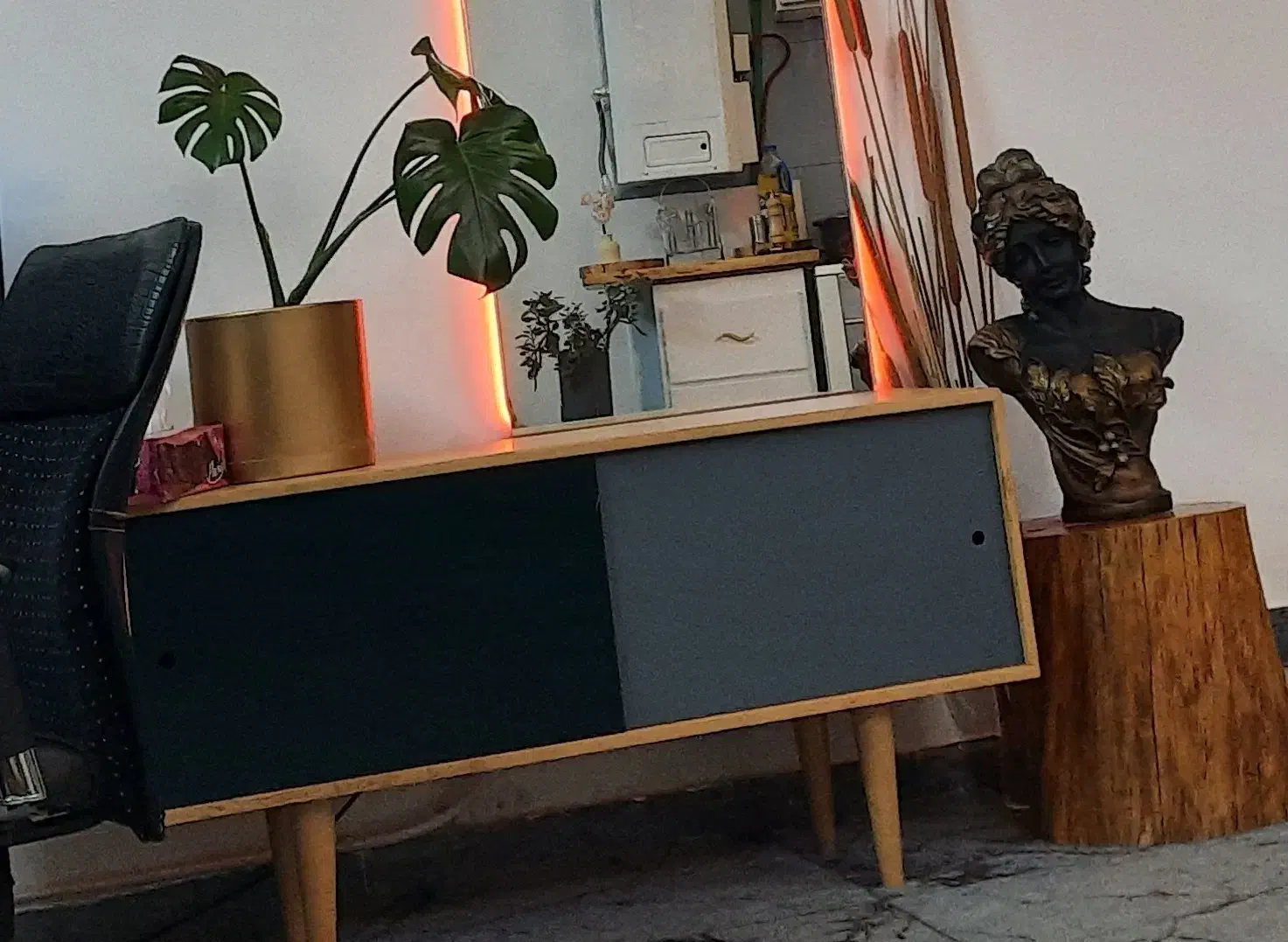 میز کنسول - زیر تلوزیونی چوب راش|بوفه، ویترین، کنسول|شیراز, غدیر جنوبی|دیوار