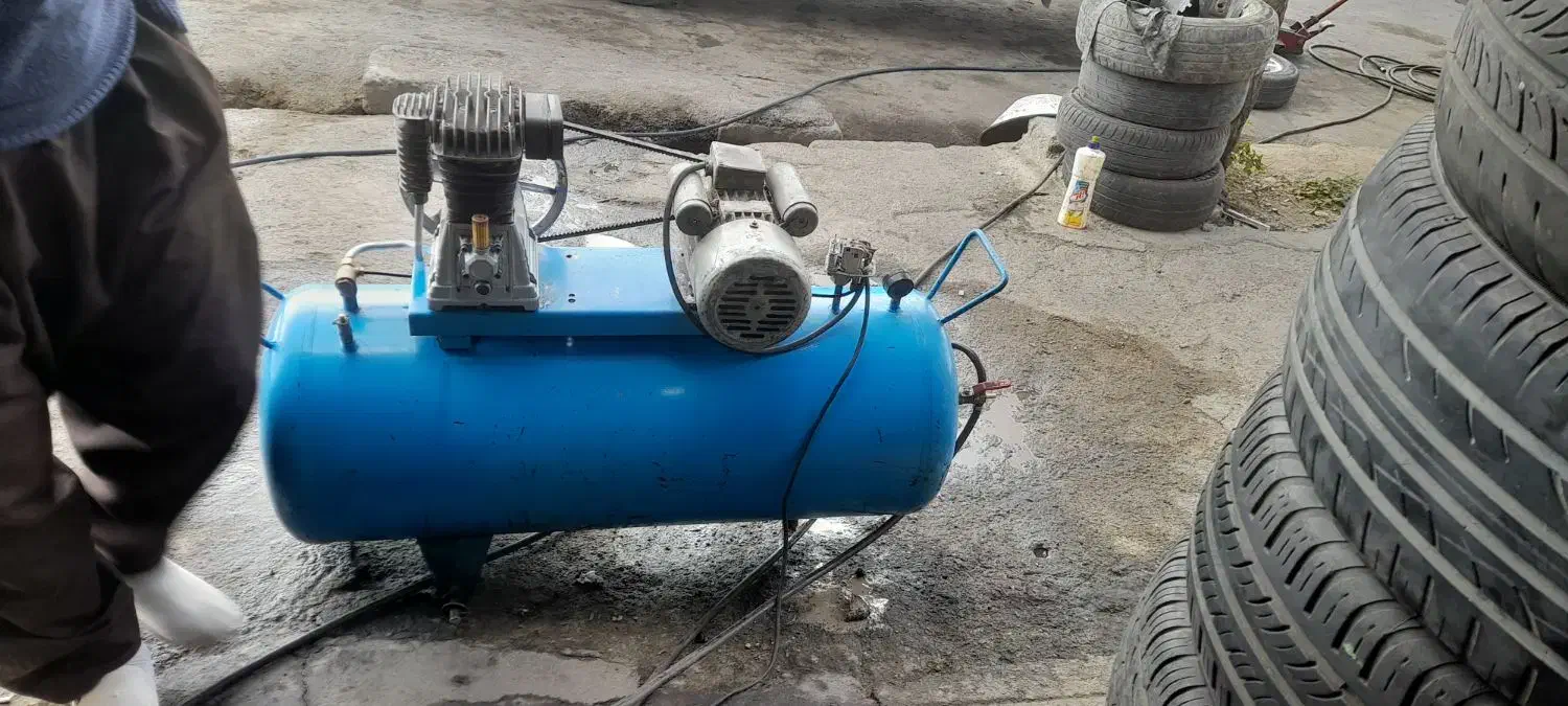 پمپ باد ۲۵۰ لیتری متور ایتالیا تازه تعمیر ب ضمانت|ابزارآلات|دیواندره, |دیوار