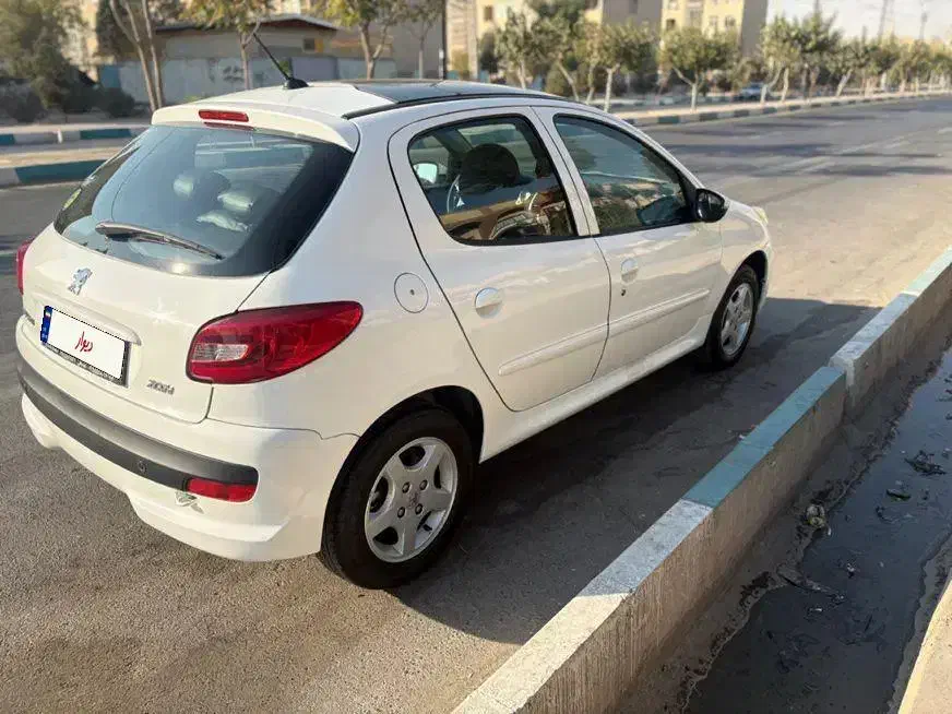 207iاتوماتیک سقف پانا|خودرو سواری و وانت|تهران, زهتابی|دیوار