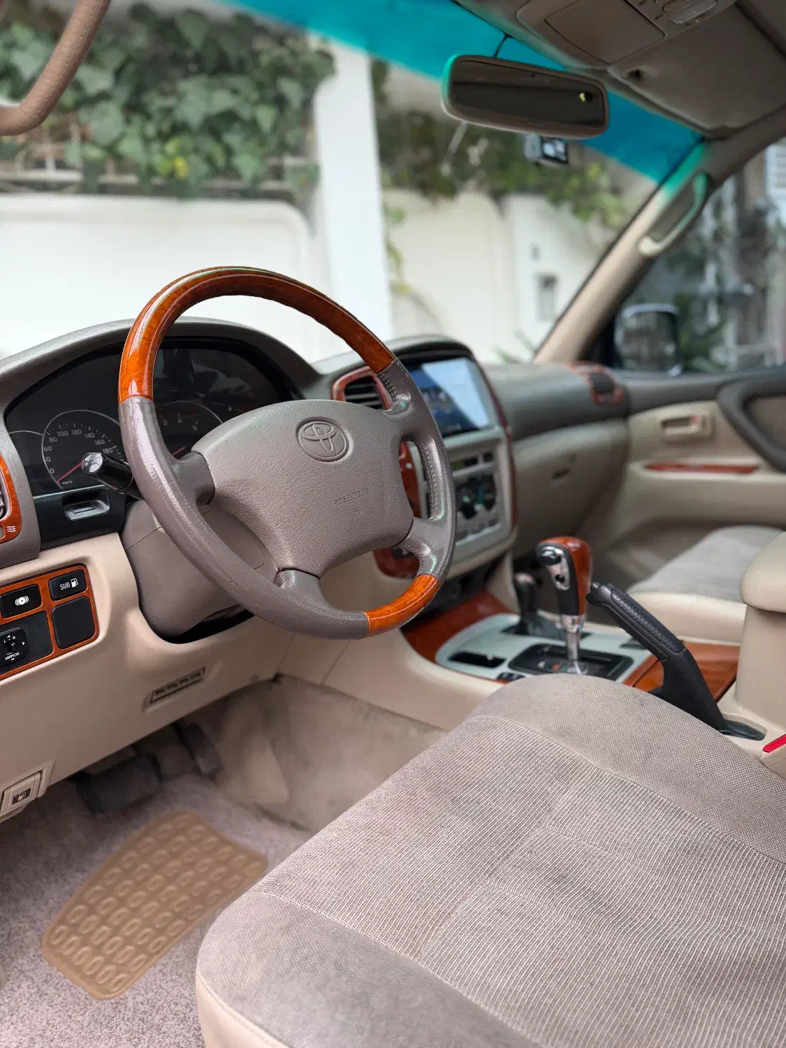 لندکروز در حد|خودرو سواری و وانت|تهران, زعفرانیه|دیوار