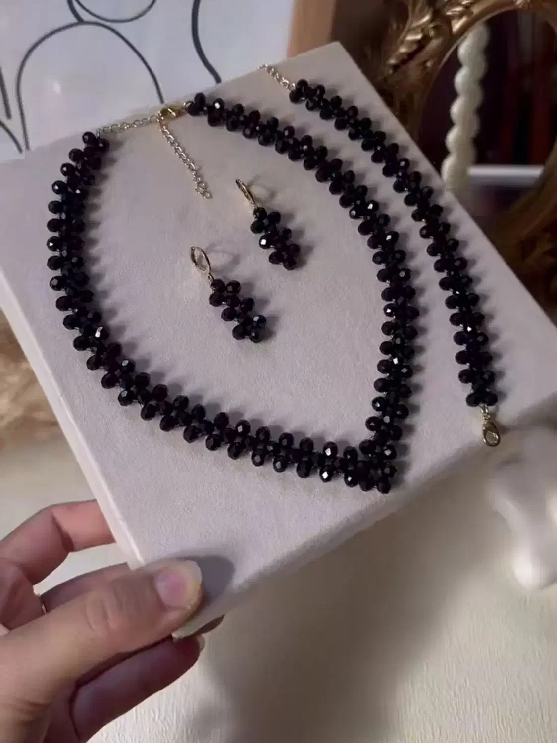 ست گردنبند و گشواره|زیورآلات و اکسسوری|سلماس, |دیوار