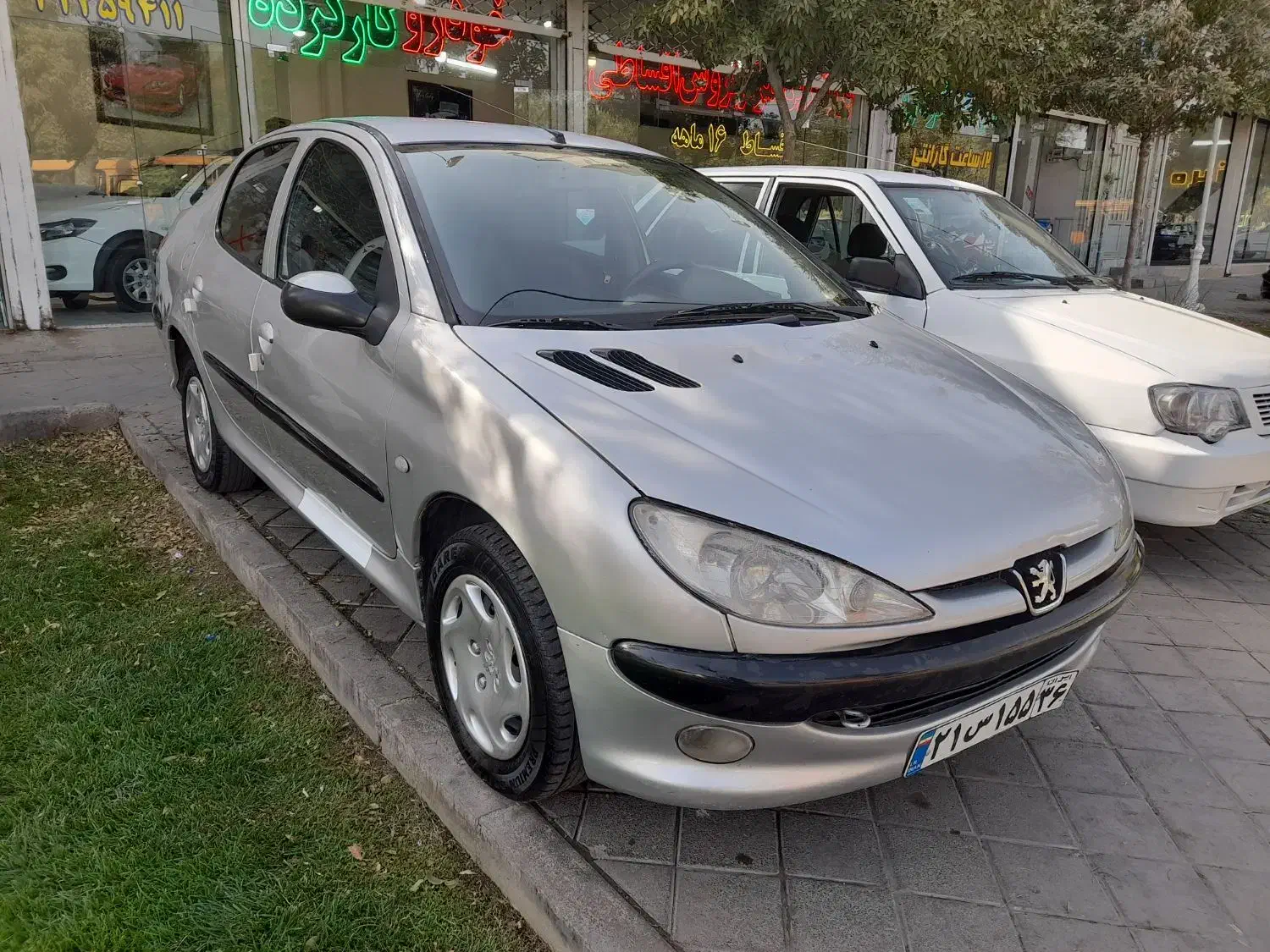 پژو ۲۰۶sdv1 مدل ۸۶(نقدواقساط)۲۰ ماهه|خودرو سواری و وانت|مشهد, راه آهن|دیوار