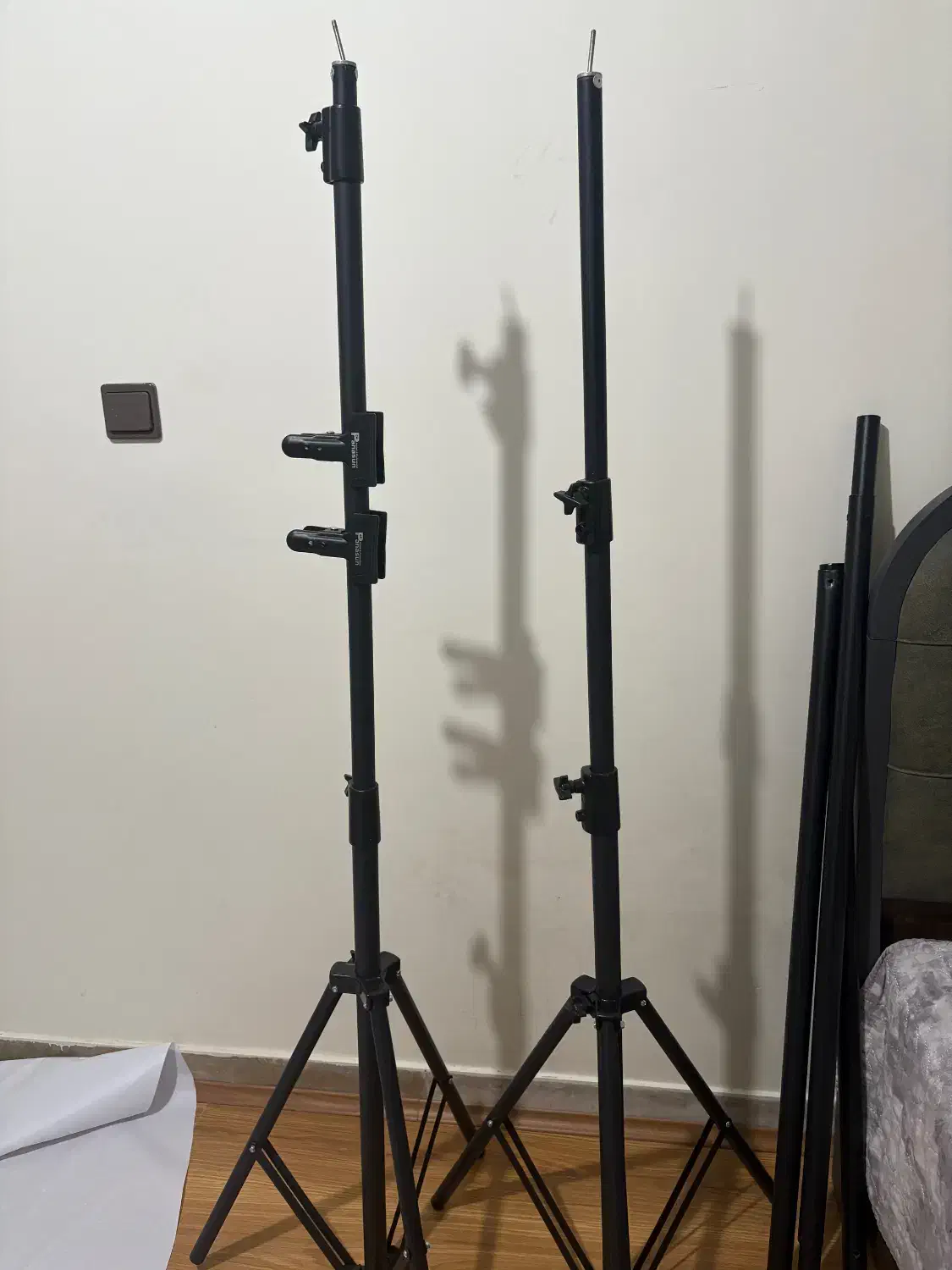 پایه های نگهدارنده بکگراند عکاسی با دو گیره|دوربین عکاسی و فیلم‌برداری|تهران, شهرک غرب|دیوار