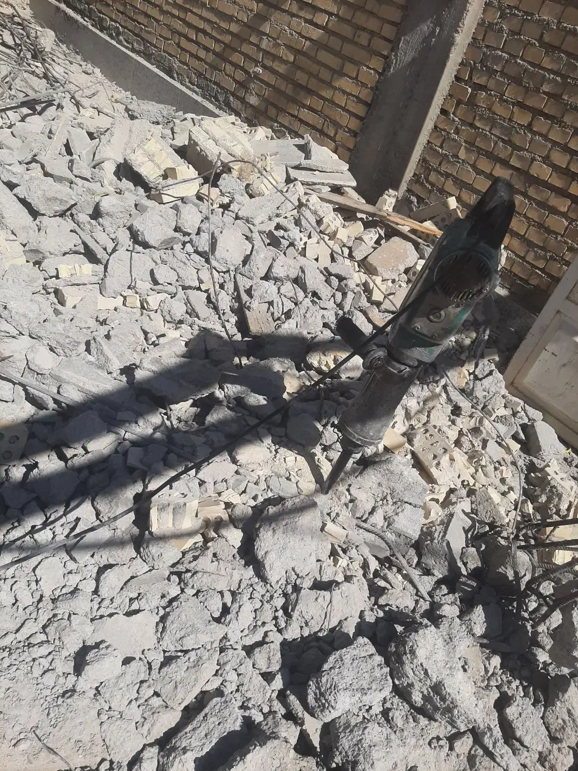 دریل تخریب استاد مهدی صفر تا صد|خدمات پیشه و مهارت|بهبهان, |دیوار