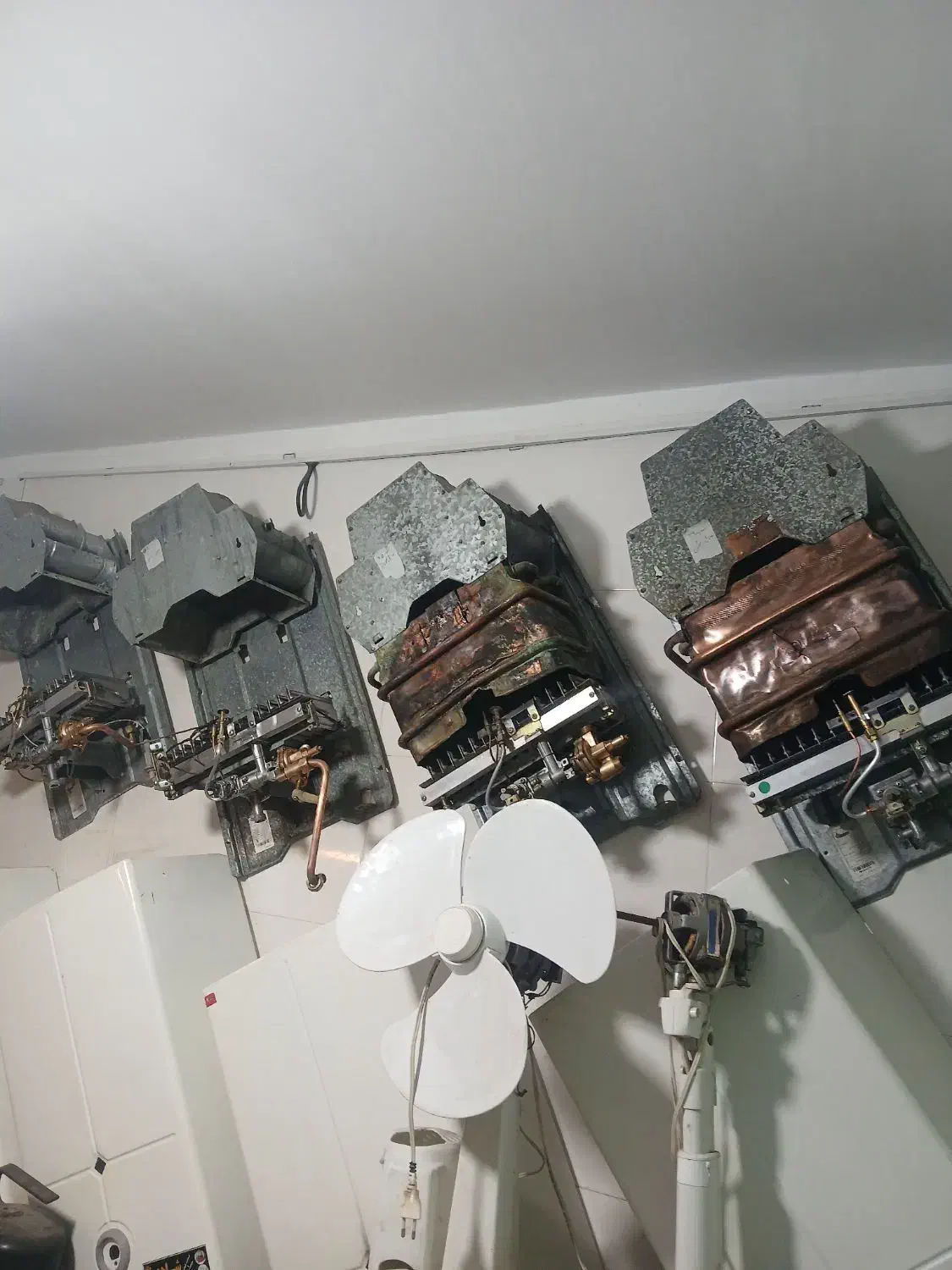 ابگرمکن نو و کارگرد|آبگرمکن، پکیج، شوفاژ|بجنورد, |دیوار