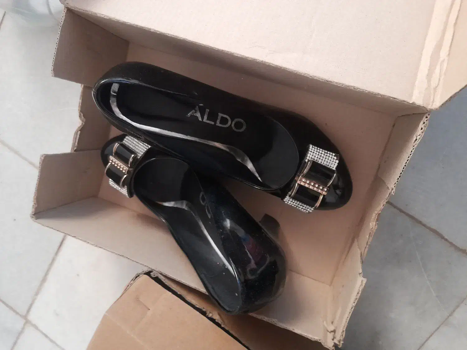 ۶جفت کفش باهم|کیف، کفش، کمربند|حمیدیا, |دیوار