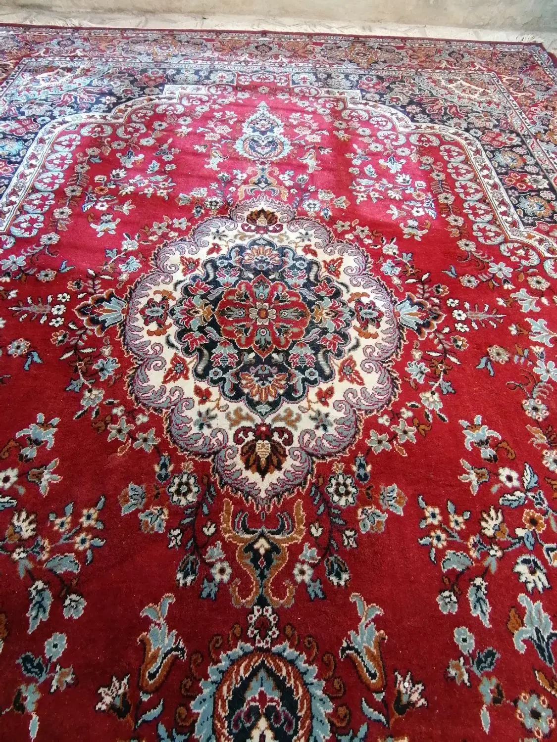 فرش 3 در 4|فرش|نیشابور, سرآب کوشک|دیوار