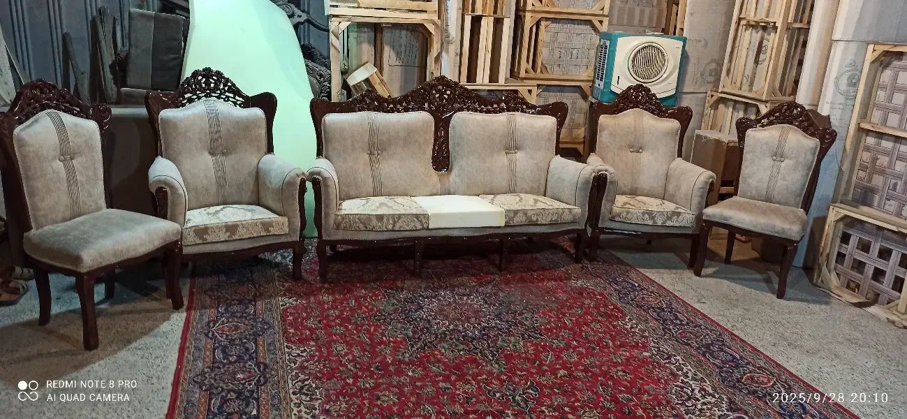 تعمیرات انواع مبل و صندلی|مبلمان خانگی و میز عسلی|لنجان, |دیوار