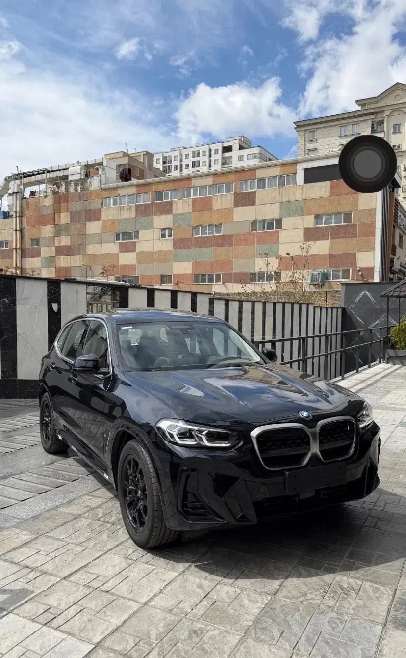BMW IX3 2025|خودرو سواری و وانت|تهران, چوب تراش|دیوار