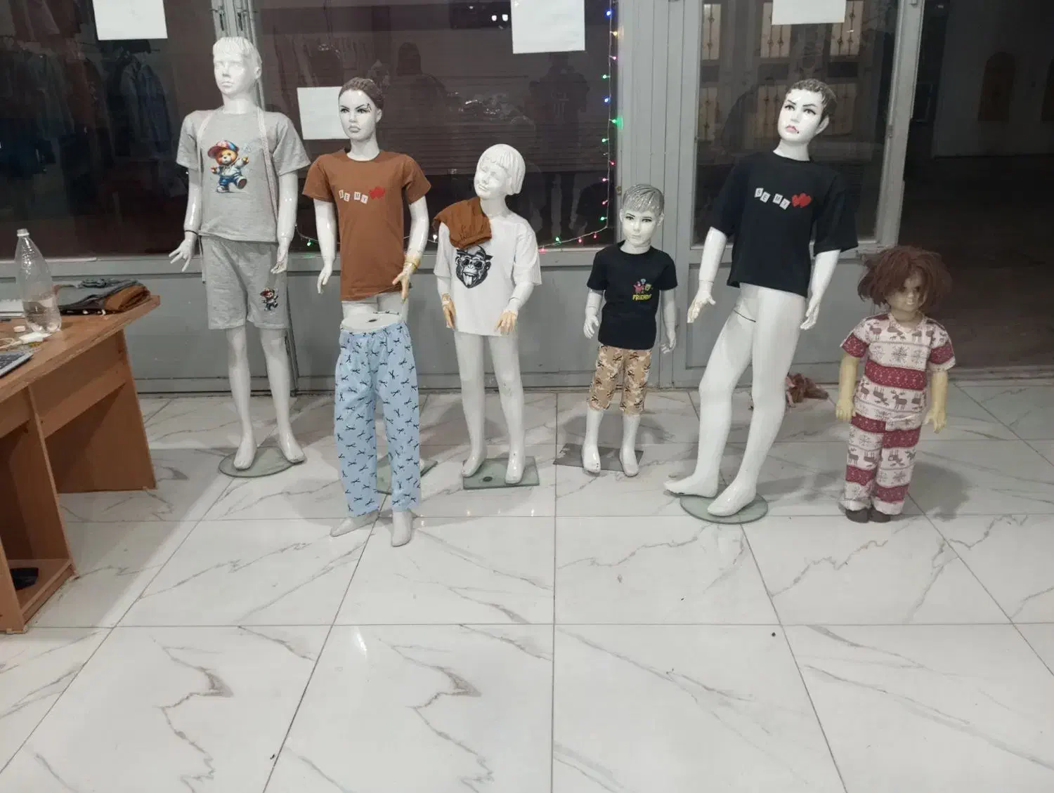 مانکن بچگانه در حد|فروشگاه و مغازه|مهاباد (آذربایجان غربی), |دیوار