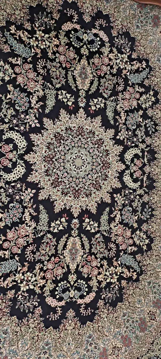 یک جفت فرش ۹ متری|فرش|پرند, فاز ۵|دیوار