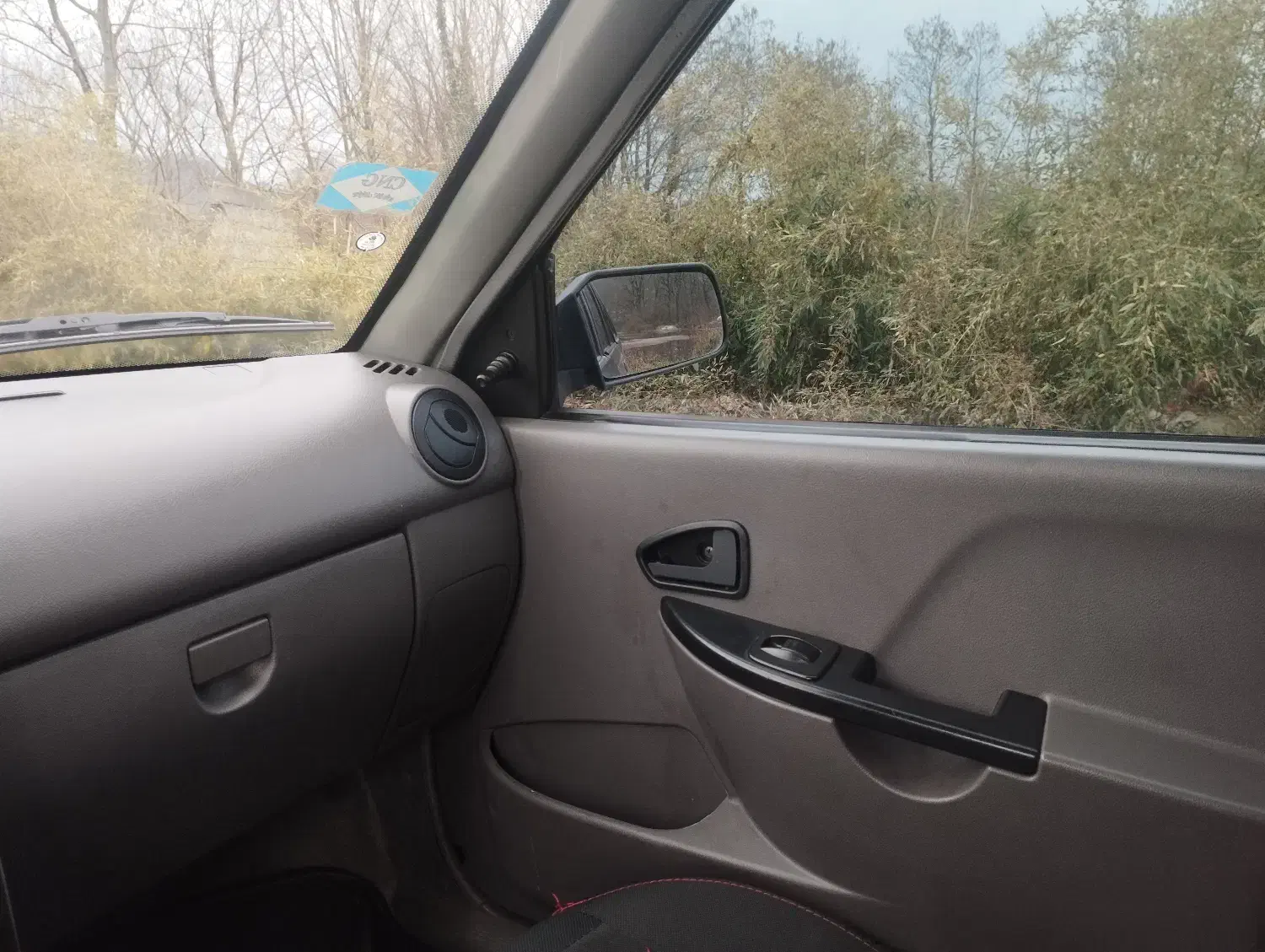 ۱۳۲ مدل ۹۰  هیدرولیک|خودرو سواری و وانت|لاهیجان, خمیر کلایه|دیوار