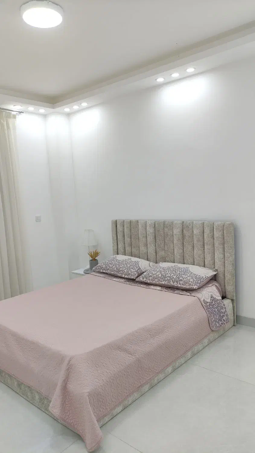 تخت خواب+ پا تختی + تشک رویال|تخت و سرویس خواب|بدره, |دیوار