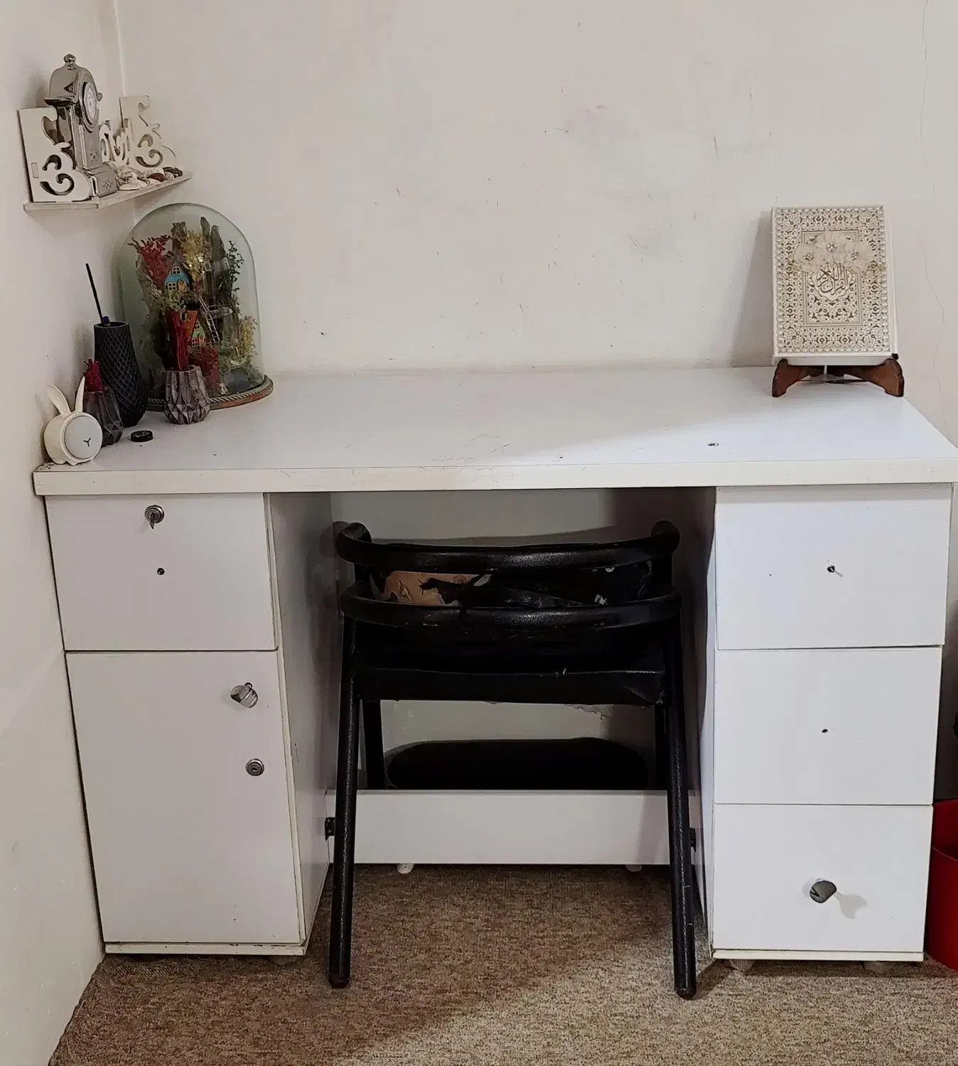 فروش فوری میز ناخن و لوازم چوبی.. حتما کپشن بخون|مبلمان خانگی و میز عسلی|گلستان (تهران), |دیوار