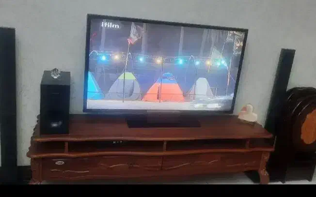 تلویزیون و سینمای خانواده|تلویزیون و پروژکتور|اسلامشهر, شهرک الهیه|دیوار