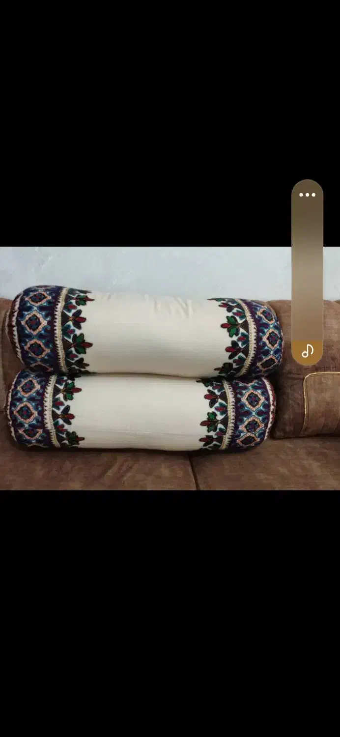 متکا پر شده پته|پشتی|رفسنجان, |دیوار