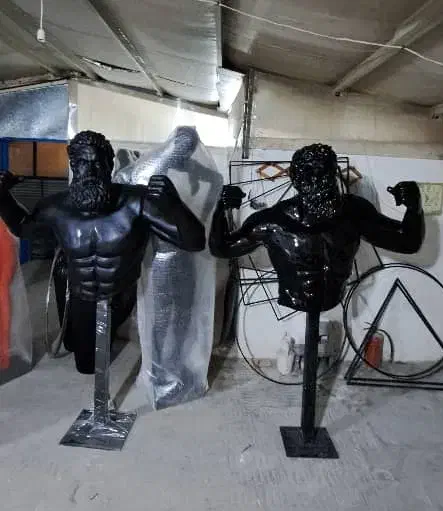 مجسمه بزرگ مرد زئوس دکوری کنارسالنی،ویترینی|مجسمه، تندیس، ماکت|قیامدشت - خاورشهر, |دیوار