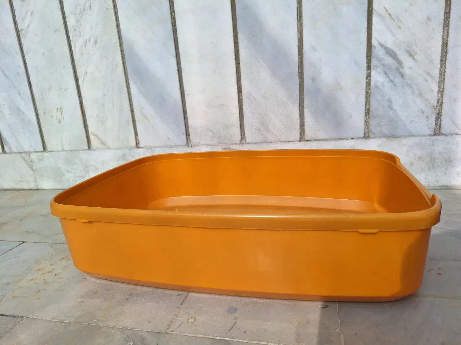 ظرف خاک گربه و بیلچه|لوازم جانبی حیوانات|اصفهان, سرچشمه|دیوار