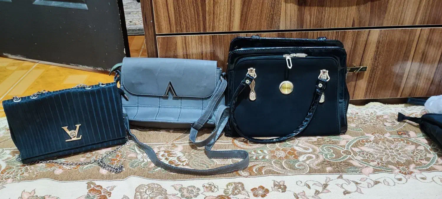 کیف|کیف، کفش، کمربند|بروجرد, |دیوار