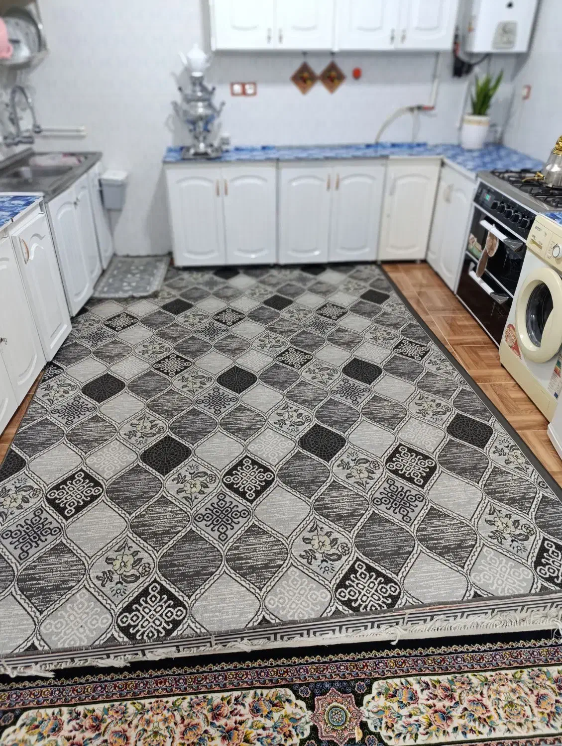 گلیم خشک7 متری در حد نو|گلیم، جاجیم، گبه|خرم‌آباد, |دیوار