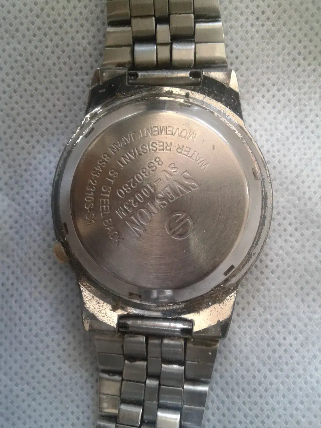 ساعت سوستون|ساعت|کازرون, |دیوار