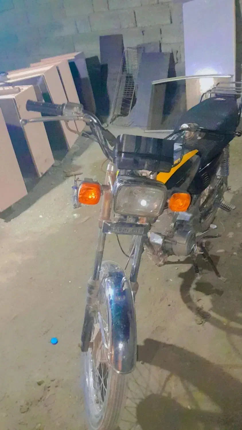 موتور ۱۲۵|موتورسیکلت|چاه مرید, |دیوار