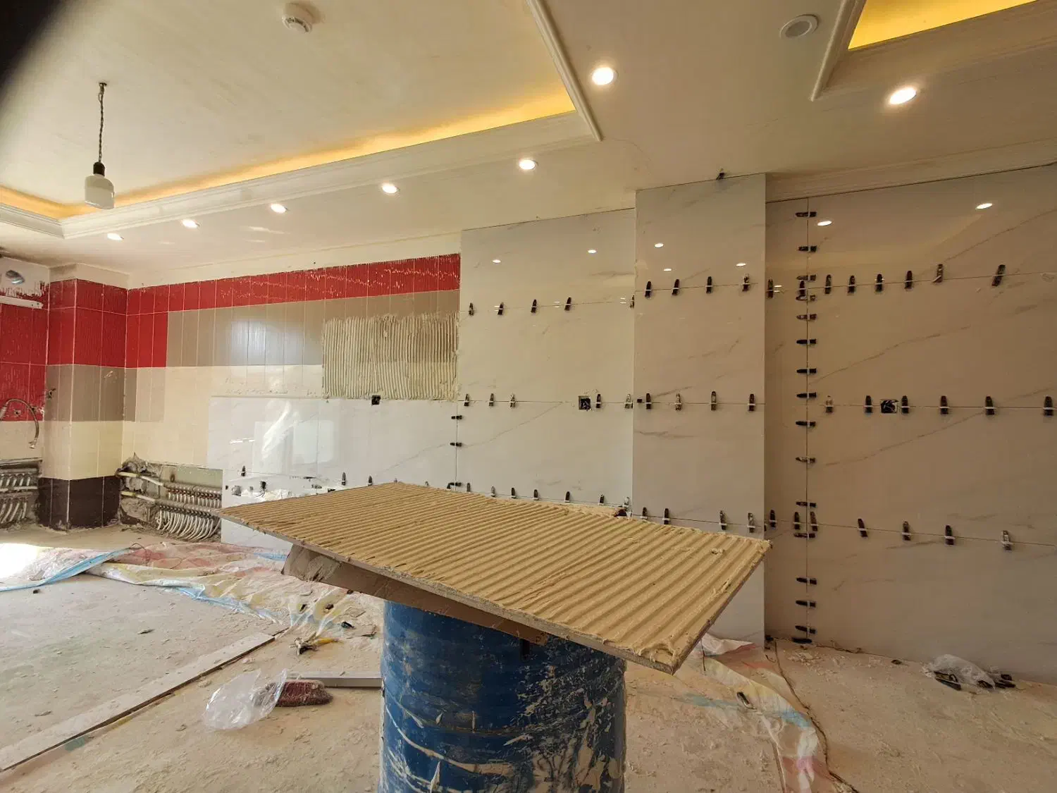 کاشیکار کاشی کار سرامیک کار چسبی دوغابی ملاتی|خدمات پیشه و مهارت|تبریز, |دیوار