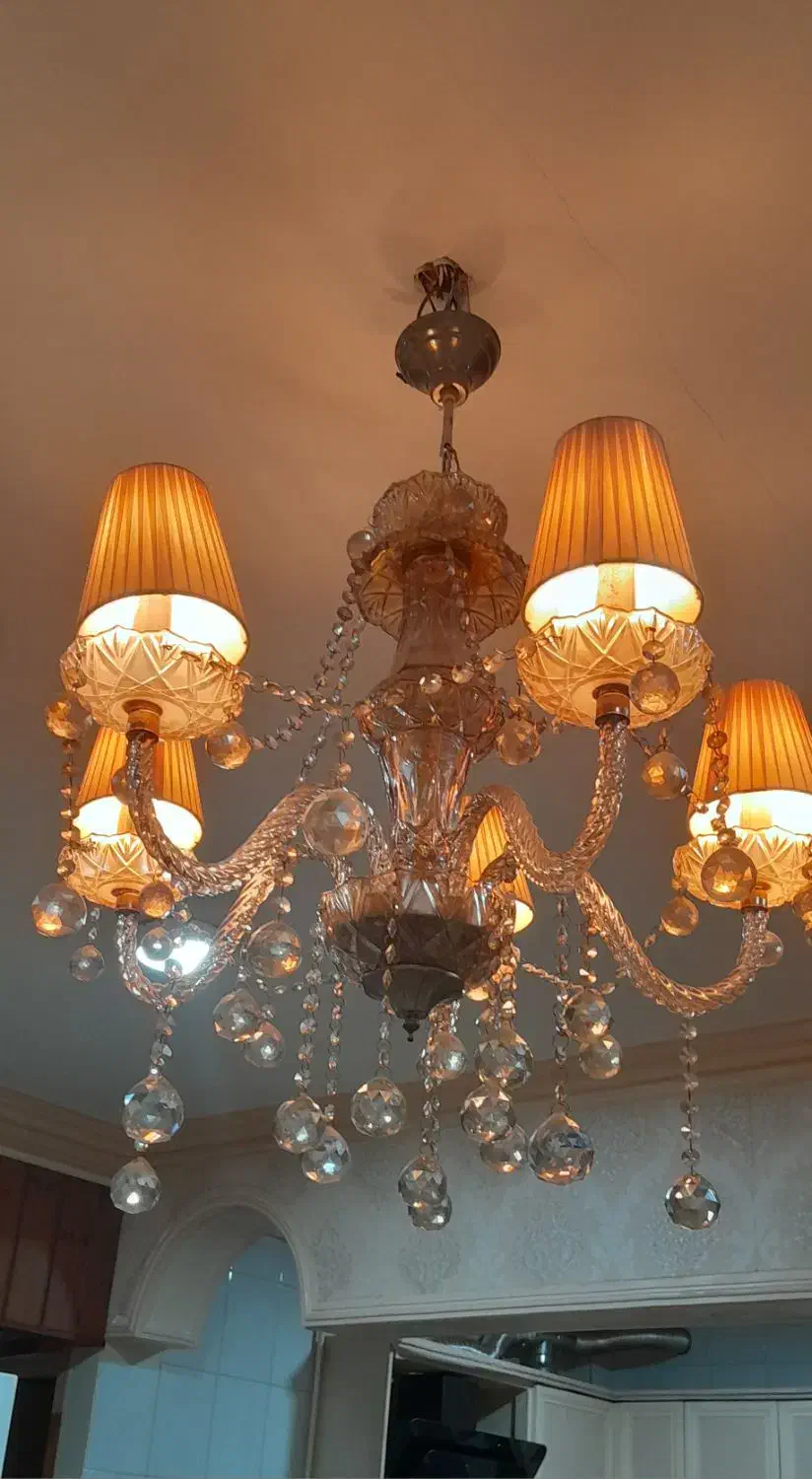 لوستر کریستالی|لوستر و چراغ آویز|اهواز, کوروش|دیوار