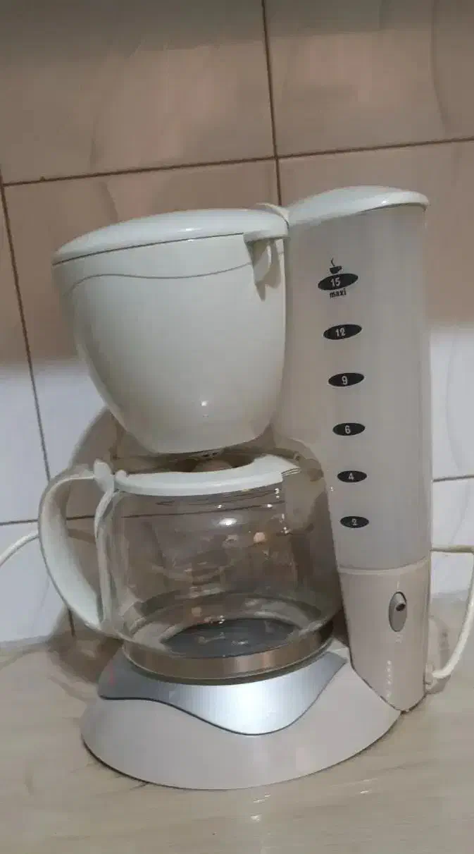 توستر نان و قهوه جوش نو نو|سماور، چایساز، قهوهساز|کرمان, |دیوار