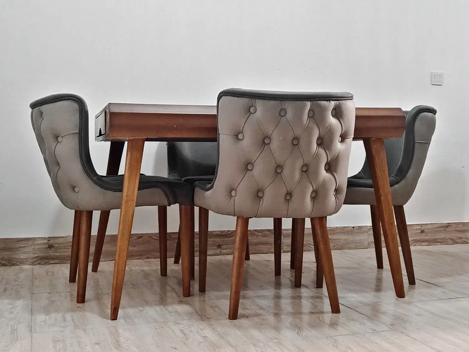 میز ناهارخوری 4 نفره|میز و صندلی غذاخوری|گرگان, |دیوار