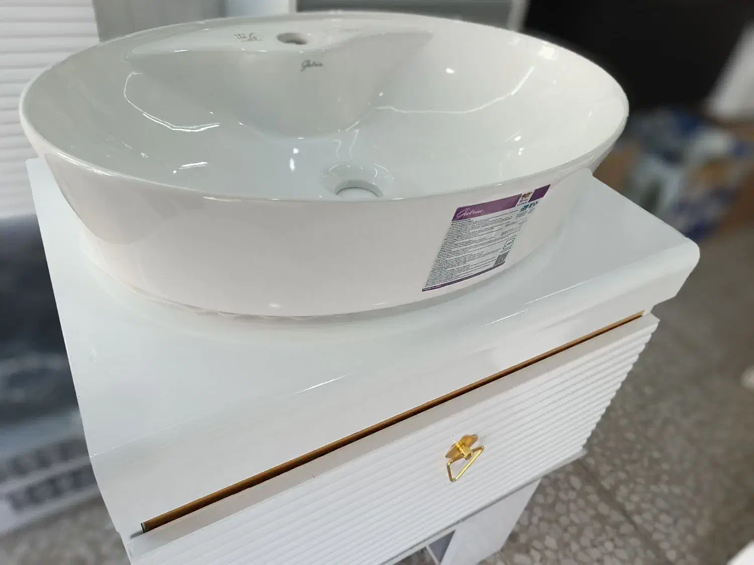 روشویی مدل بامبو نوار طلایی ۴۰×۶۰|لوازم سرویس بهداشتی|سقز, |دیوار