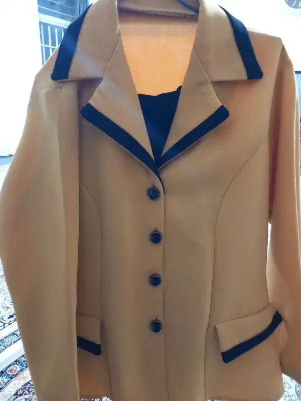 کت و دامن خردلی|لباس|قوچان, |دیوار