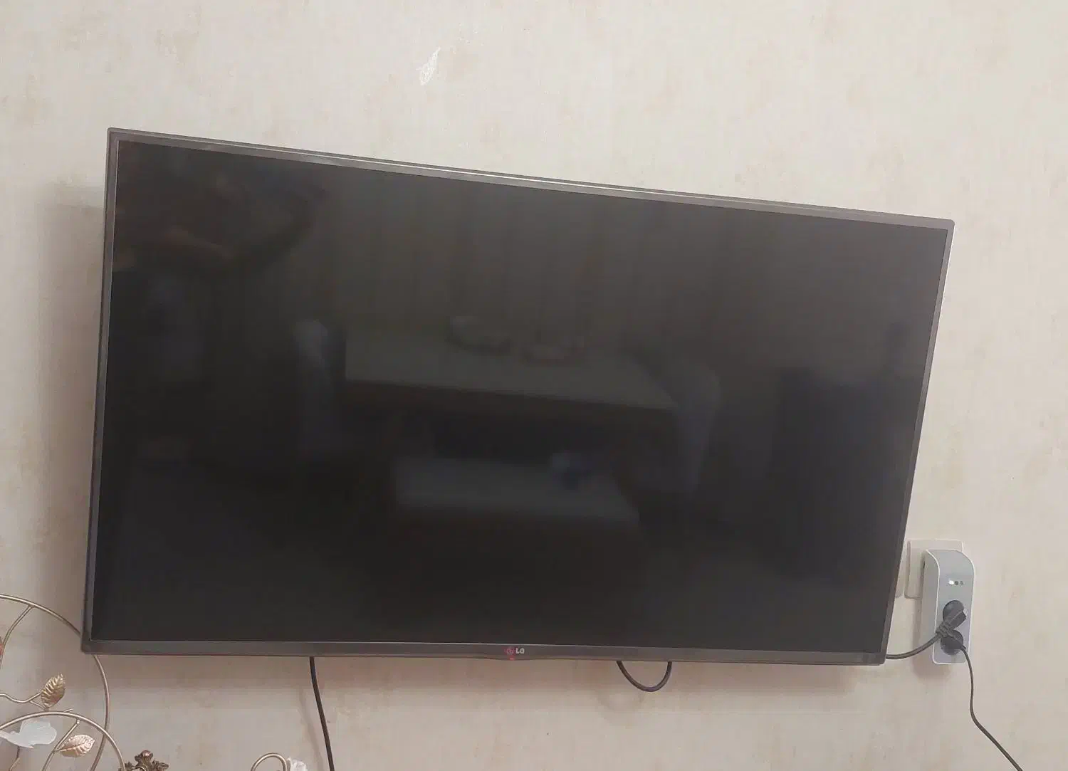 تلویزیون ال ای دی هوشمند ال جی 47 اینچ|تلویزیون و پروژکتور|شیراز, باغ تخت|دیوار