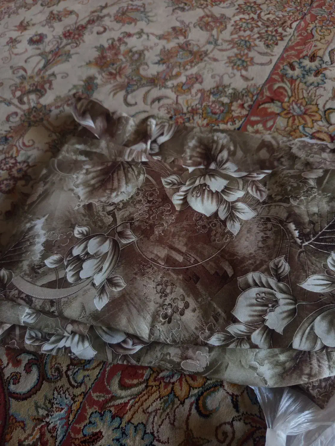 چادر عروس|لباس|سبزوار, همت|دیوار