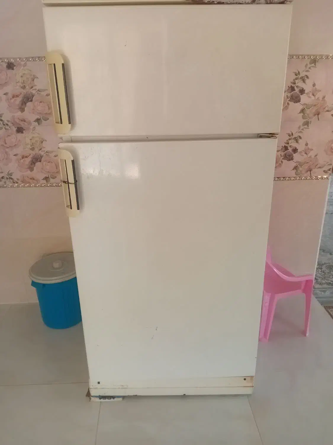 یخچال دو در جا دار سالم یخچال دو در سالم جا دار|یخچال و فریزر|رحیمآباد, |دیوار