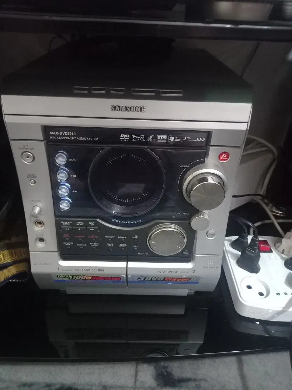 تلویزیون ۲۱اینج وضبط|تلویزیون و پروژکتور|مشکین‌دشت, |دیوار