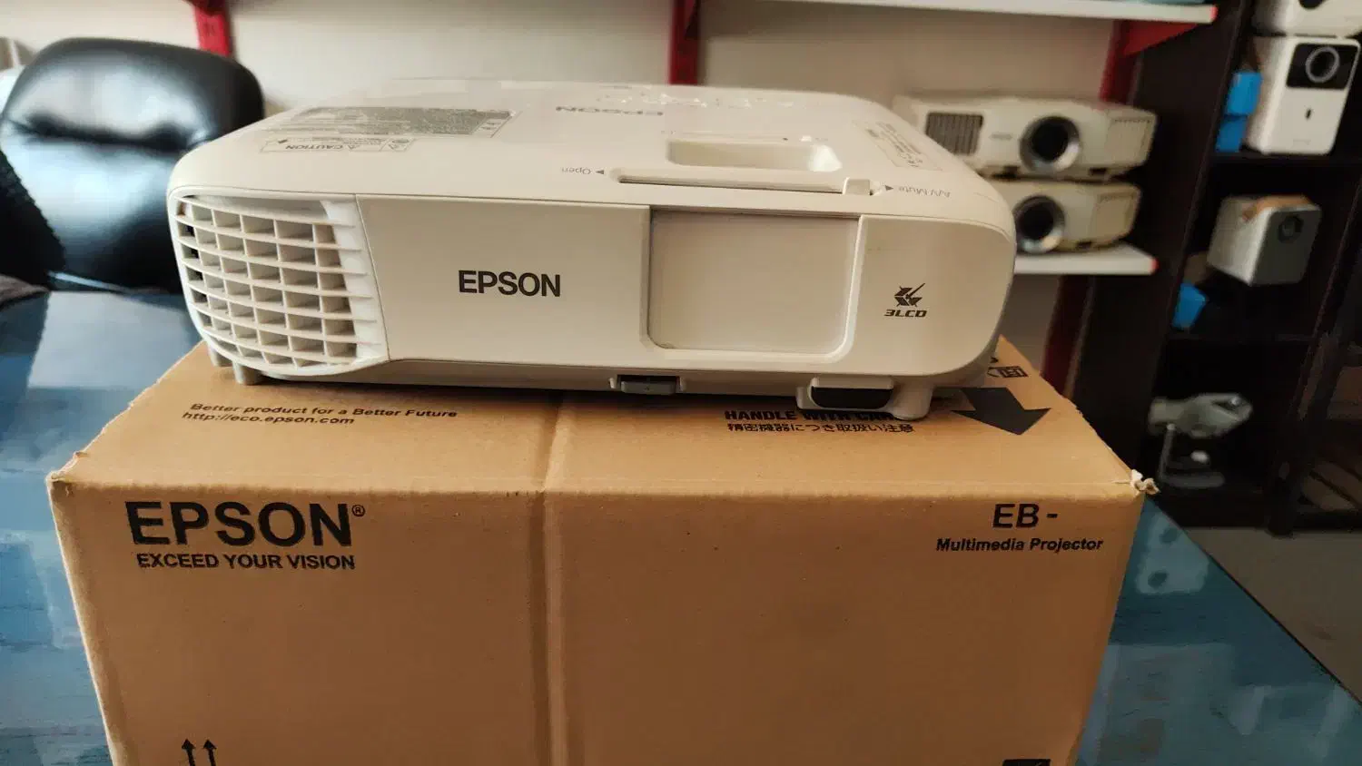 ویدیو پروژکتور اپسون 108 مناسب منزل فضای باز|تلویزیون و پروژکتور|تهران, جمال‌زاده|دیوار