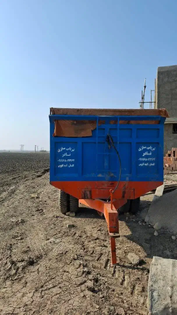 تریلی در خد خشک|خودرو سنگین|گالیکش, |دیوار