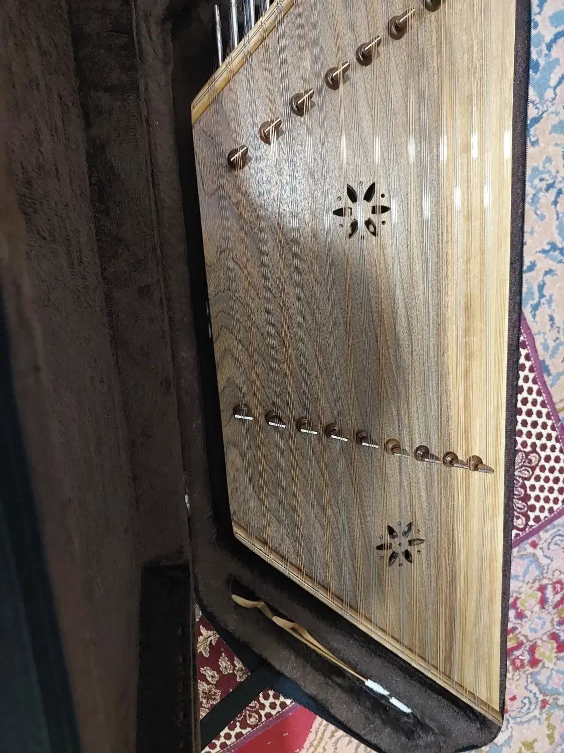 سنتور سنتی|سازهای سنتی|کرمان, |دیوار