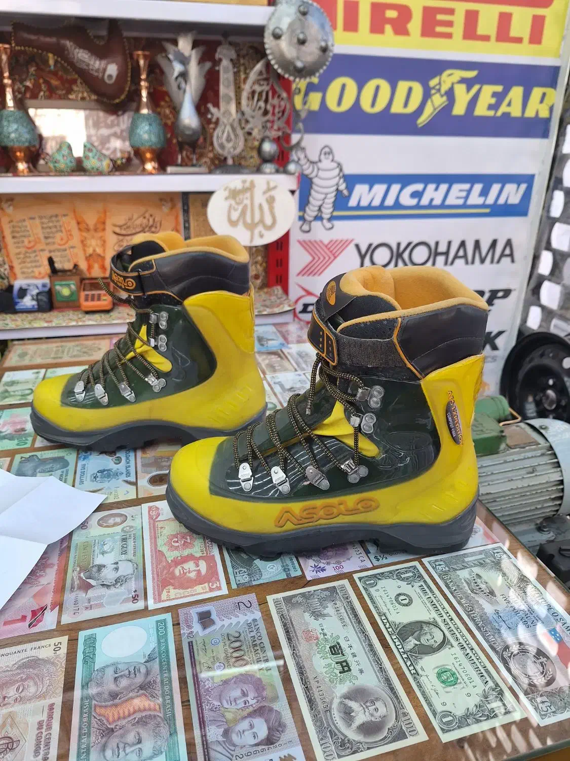 کفش کوهنوردی حرفه ای|کوهنوردی و کمپینگ|تهران, امام زاده عبدالله|دیوار