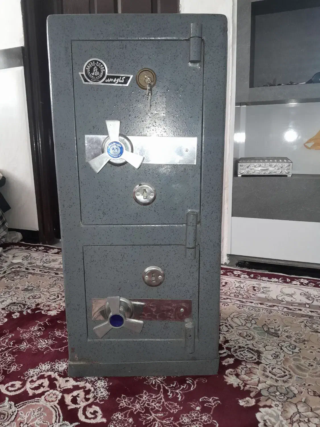 گاوصندوق|ابزارآلات|مریوان, |دیوار