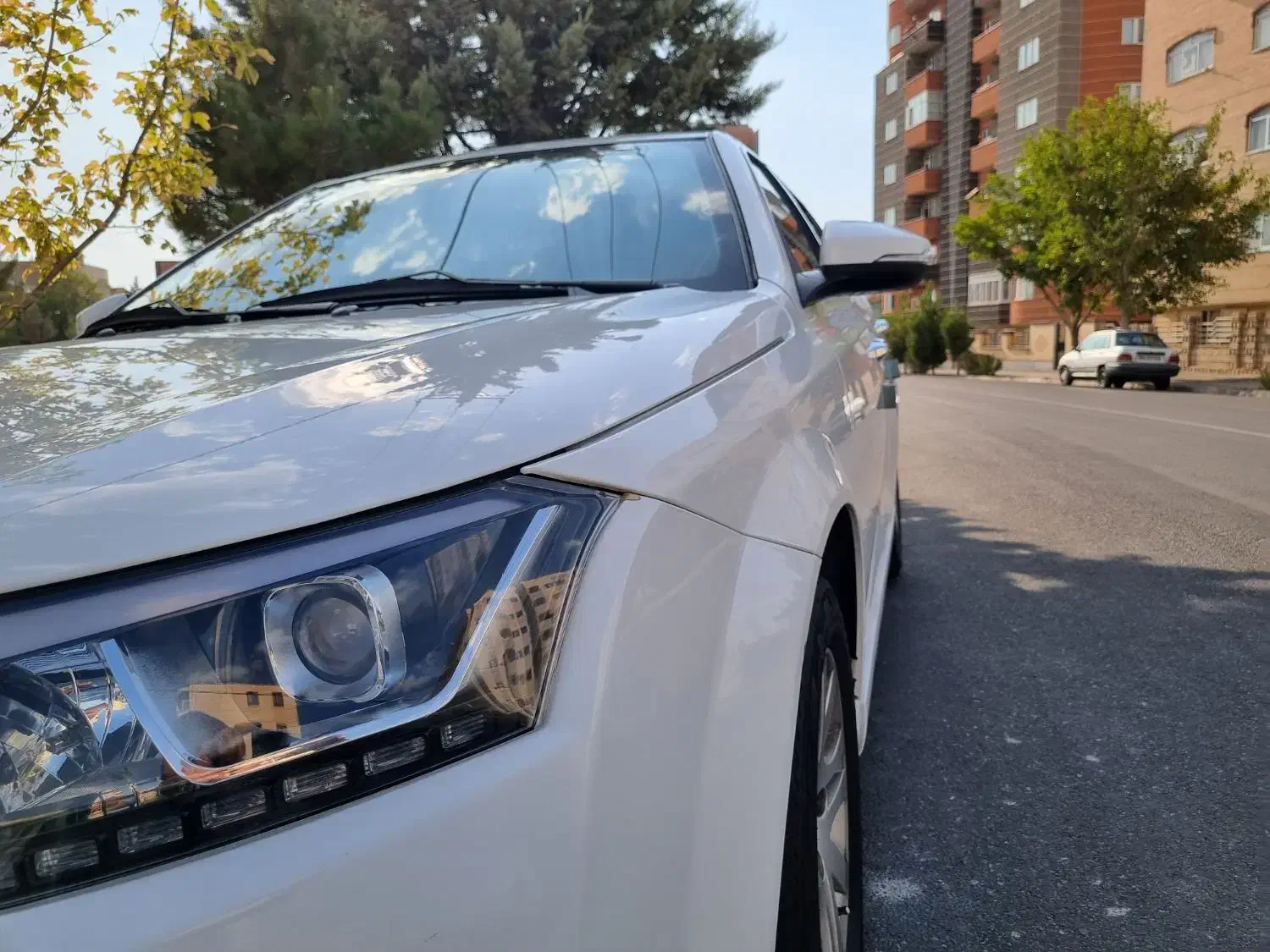 دنا پلاس ۱۴۰۲ بدون رنگ و بدون نقطه کم کار|خودرو سواری و وانت|تبریز, |دیوار