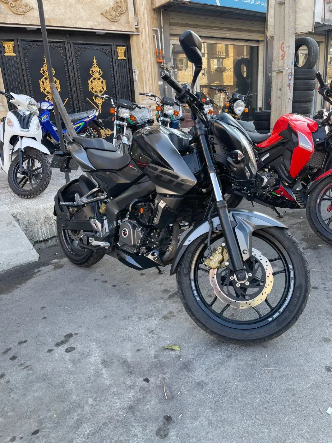 Ns 200 98|موتورسیکلت|گنبد کاووس, |دیوار