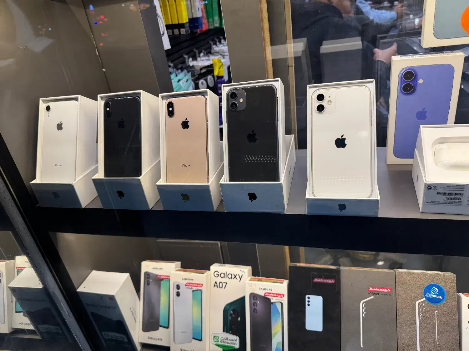 طلا ضمانت بزار هر مدل گوشی خواستی ببر|موبایل|مشهد, احمدآباد|دیوار