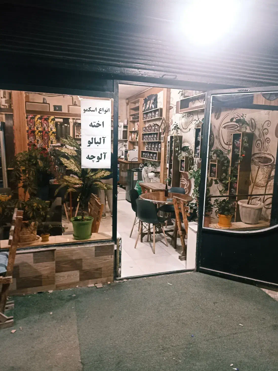 اجاره مغازه بر خیابان اصلی|اجارهٔ مغازه و غرفه|رشت, کوی حسینی|دیوار