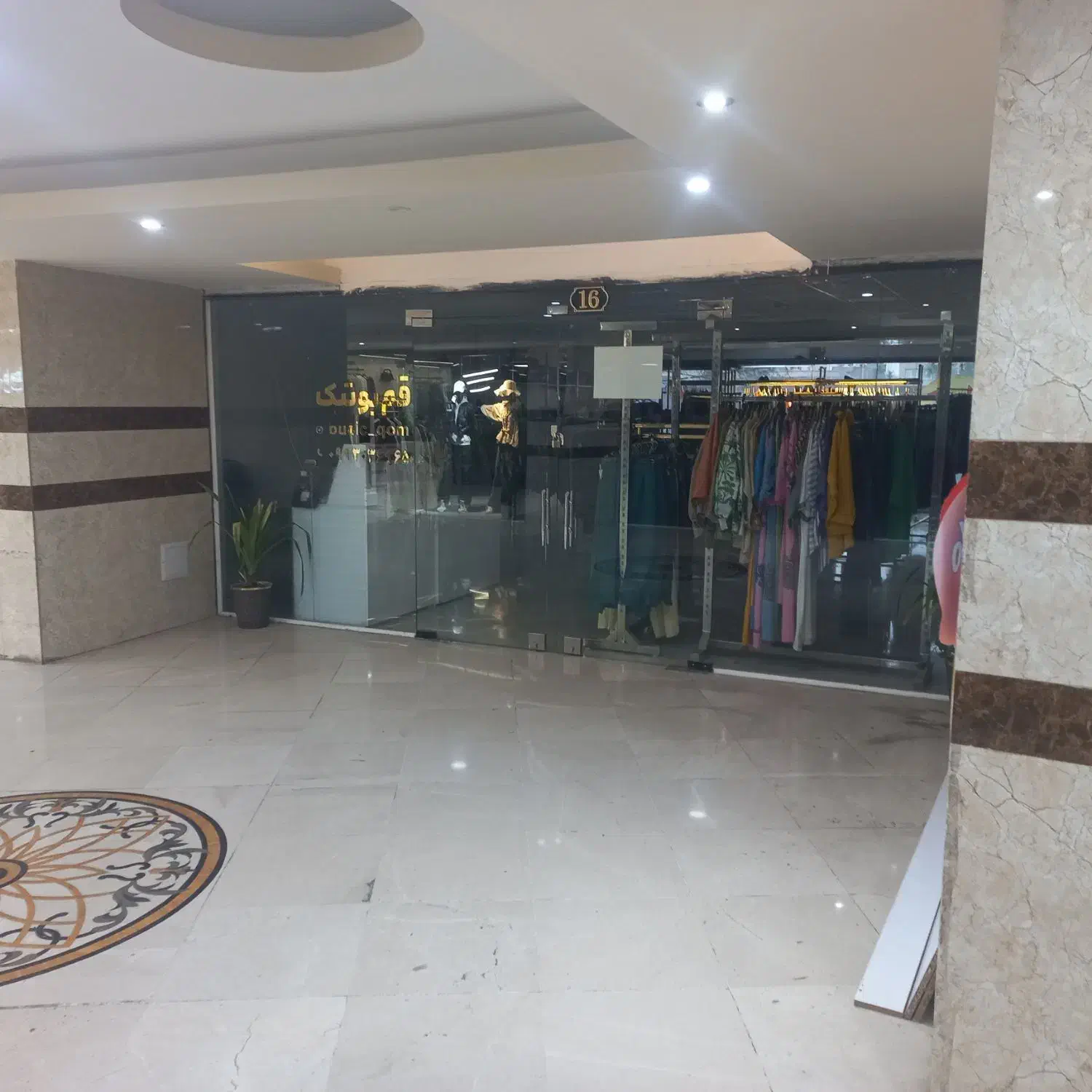 تجاری ۱۰۰ متری عطاران|اجارهٔ مغازه و غرفه|قم, زنبیل آباد|دیوار