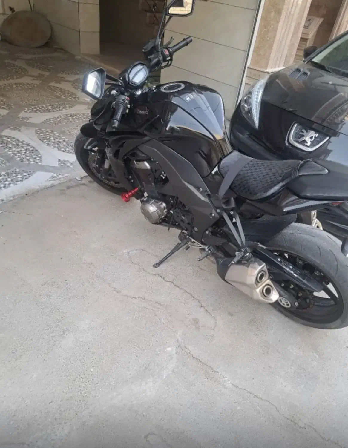 z1000 مدرکدار|موتورسیکلت|یزد, |دیوار