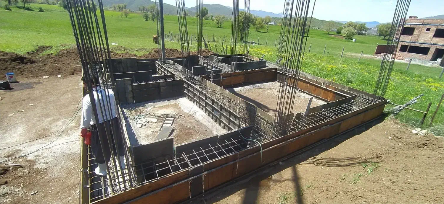 اجرا و ساخت سازه بتنی و فلزی|خدمات پیشه و مهارت|مریوان, |دیوار